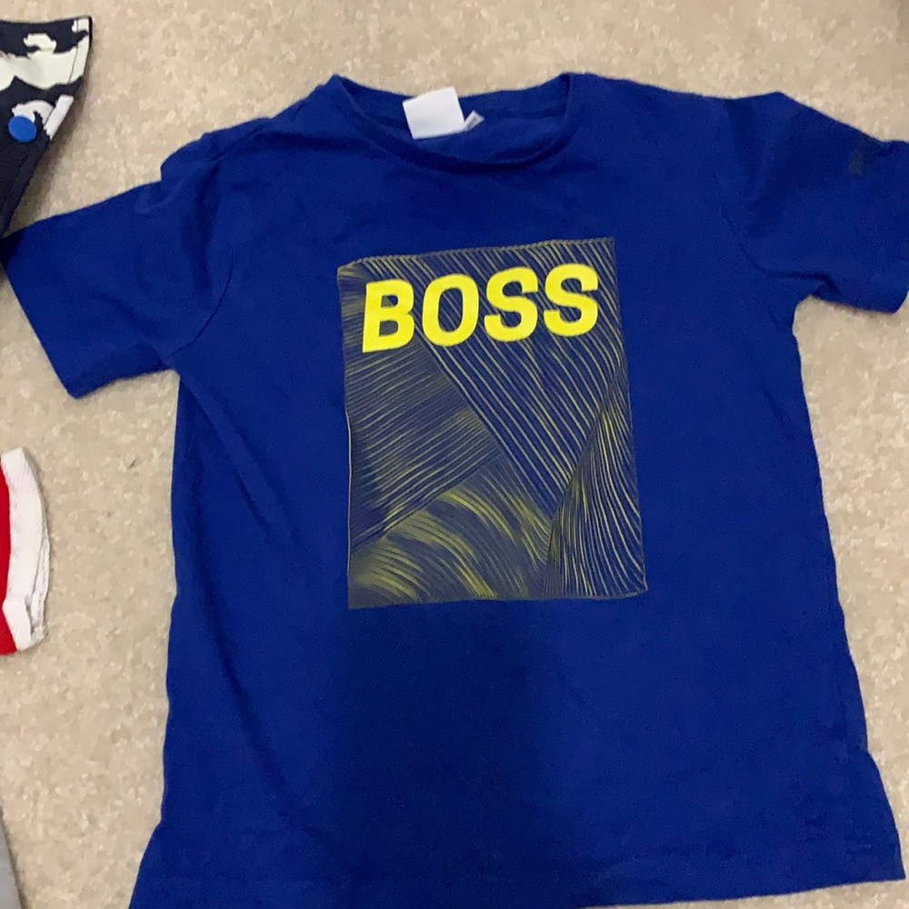 Boss T-shirt gently used